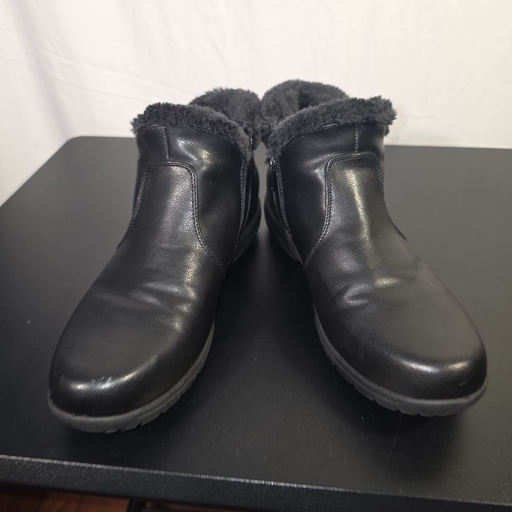 G.H. Bass & Co. Women's Black Winter Boots